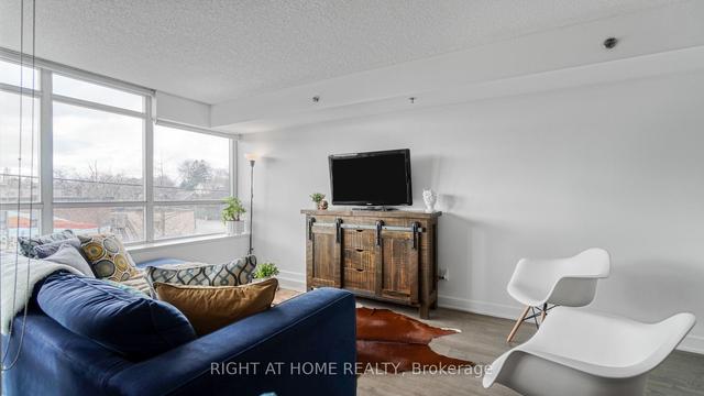 207 - 11 Superior Ave, Condo with 1 bedrooms, 1 bathrooms and 1 parking in Toronto ON | Image 15