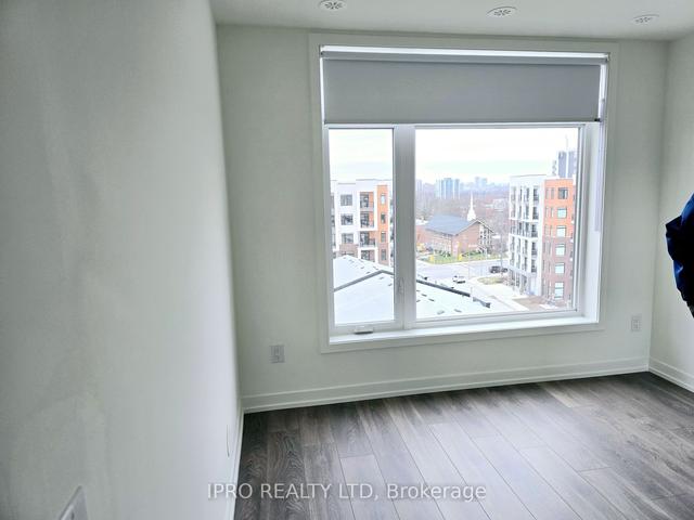 604 - 135 Canon Jackson Dr, Condo with 1 bedrooms, 1 bathrooms and 0 parking in Toronto ON | Image 4