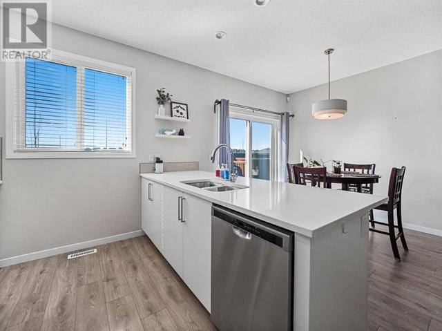 1052 Seton Circle Se, House semidetached with 3 bedrooms, 2 bathrooms and 2 parking in Calgary AB | Image 6