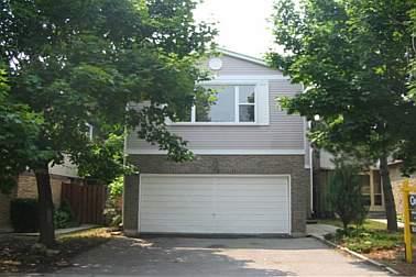 75 Madsen Cres, House attached with 4 bedrooms, 2 bathrooms and 2 parking in Markham ON | Image 1