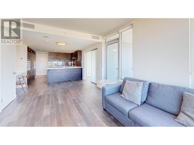 1608 - 7488 Lansdowne Road, Condo with 3 bedrooms, 2 bathrooms and 2 parking in Richmond BC | Image 7