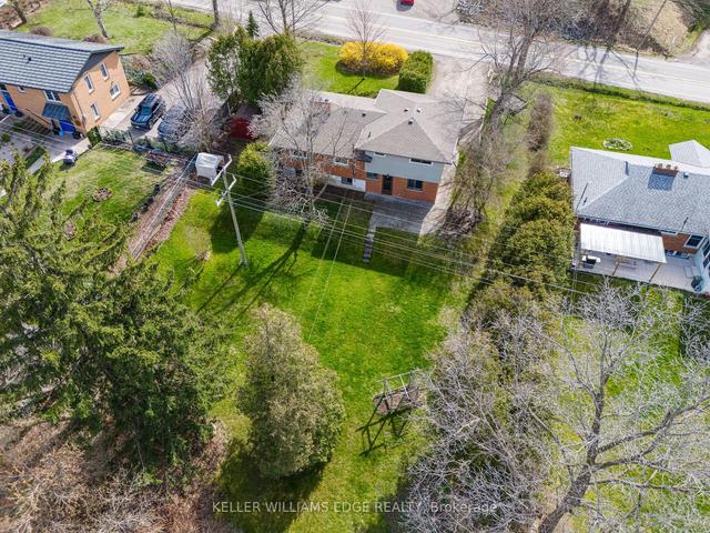 1352 Centre Rd, House detached with 3 bedrooms, 2 bathrooms and 6 parking in Hamilton ON | Image 29