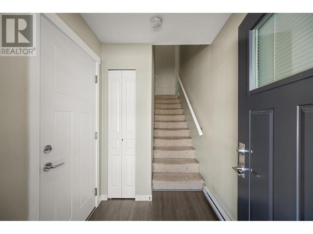 601 - 11295 Pazarena Place, House attached with 3 bedrooms, 3 bathrooms and 2 parking in Maple Ridge BC | Image 27