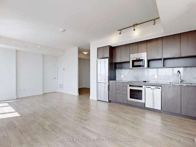 3808 - 7 Mabelle Ave, Condo with 2 bedrooms, 3 bathrooms and 1 parking in Toronto ON | Image 3