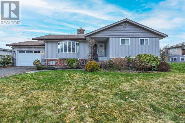 1757 Harmston Ave, House detached with 4 bedrooms, 3 bathrooms and 3 parking in Courtenay BC | Image 40