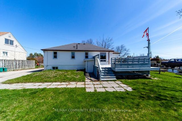2414 Holt Rd, House detached with 3 bedrooms, 1 bathrooms and 11 parking in Clarington ON | Image 32