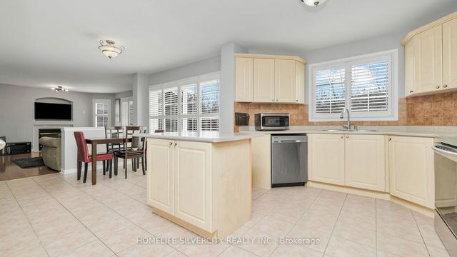 155 Whitwell Dr, House detached with 4 bedrooms, 4 bathrooms and 6 parking in Brampton ON | Image 8