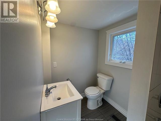 472 Robinson St, House detached with 2 bedrooms, 1 bathrooms and null parking in Moncton NB | Image 13
