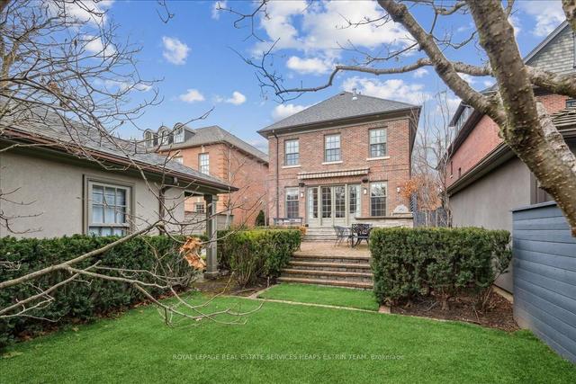 27 St Andrews Gdns, House detached with 5 bedrooms, 6 bathrooms and 5 parking in Toronto ON | Image 32