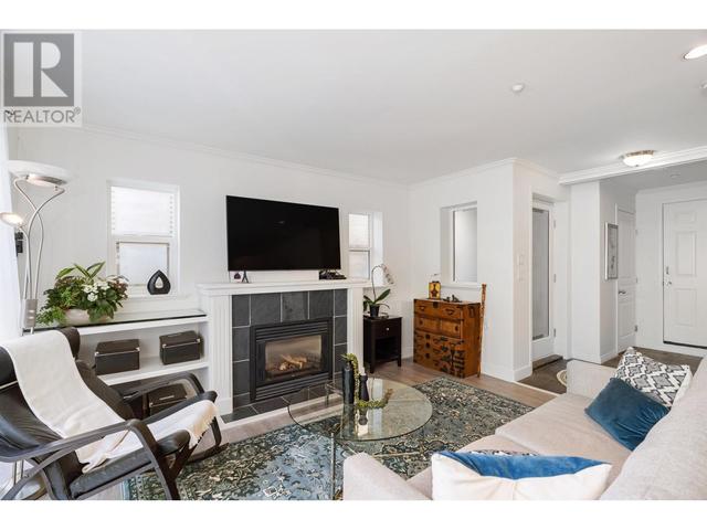 3545 W 8th Avenue, House detached with 2 bedrooms, 3 bathrooms and 1 parking in Vancouver BC | Image 10