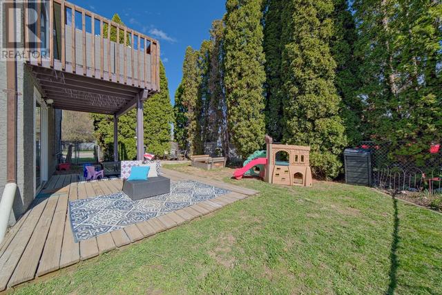 1193 Lawson Avenue, House detached with 4 bedrooms, 3 bathrooms and 3 parking in Kelowna BC | Image 30