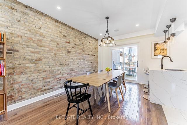 636 Gladstone Ave, House semidetached with 4 bedrooms, 3 bathrooms and 2 parking in Toronto ON | Image 2