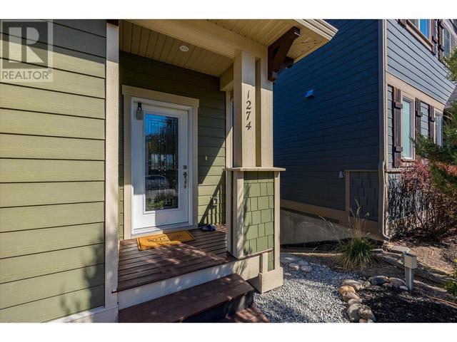 1274 Bergamot Avenue, House detached with 3 bedrooms, 2 bathrooms and 6 parking in Kelowna BC | Image 2