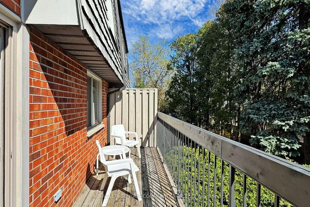 2 - 3 Cricklewood Cres, Townhouse with 3 bedrooms, 4 bathrooms and 2 parking in Markham ON | Image 27