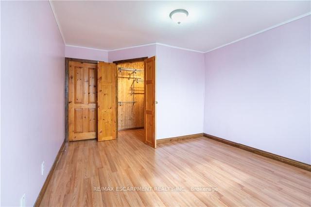 10 William Johnson St, House detached with 3 bedrooms, 2 bathrooms and 2 parking in Hamilton ON | Image 5
