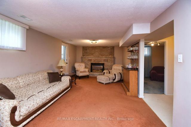 37 Anthony St, House detached with 3 bedrooms, 2 bathrooms and 2 parking in Hamilton ON | Image 13