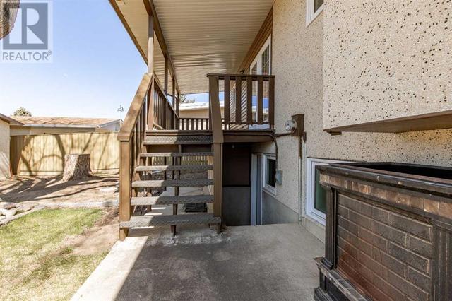 1912 18 Street N, House detached with 4 bedrooms, 2 bathrooms and 4 parking in Lethbridge AB | Image 36