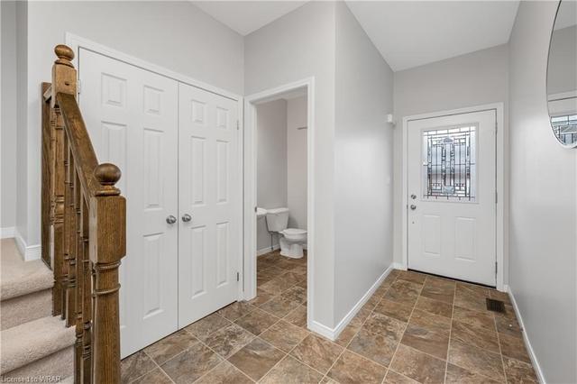 1260 Countrystone Drive, House detached with 3 bedrooms, 2 bathrooms and 2 parking in Kitchener ON | Image 34