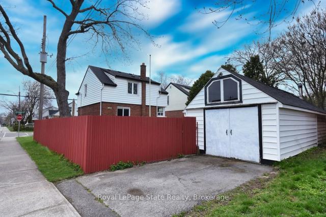 318 Brucedale Ave E, House detached with 3 bedrooms, 2 bathrooms and 3 parking in Hamilton ON | Image 29