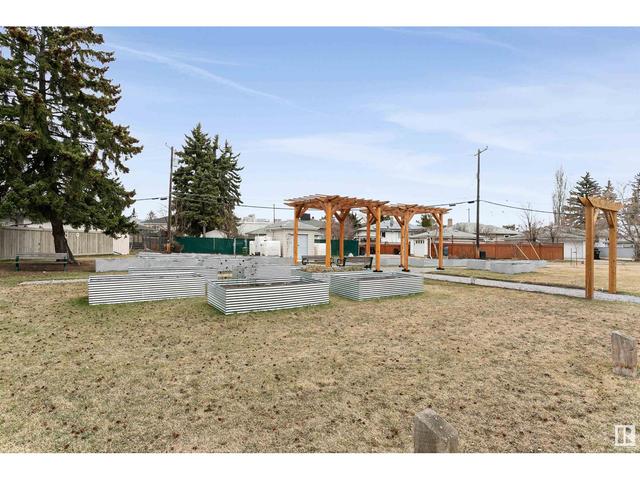 11430 Tower Rd Nw, House detached with 5 bedrooms, 2 bathrooms and 6 parking in Edmonton AB | Image 49
