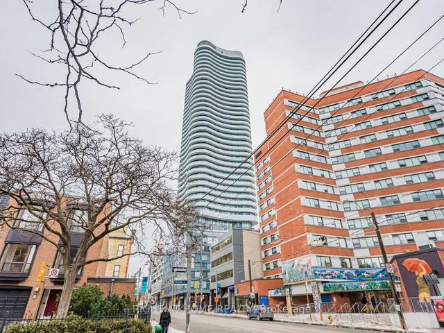 2401 - 403 Church St, Condo with 1 bedrooms, 1 bathrooms and 0 parking in Toronto ON | Image 12