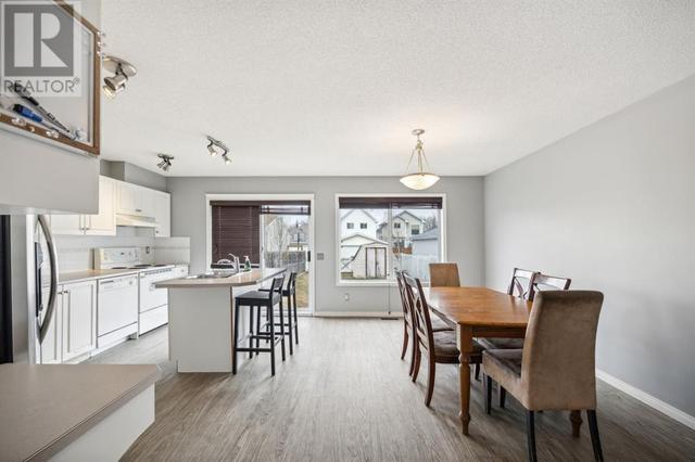 141 Prestwick Park Se, House detached with 3 bedrooms, 2 bathrooms and null parking in Calgary AB | Image 6