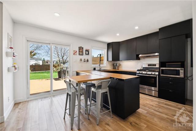 1501 Shawinigan Street, House detached with 4 bedrooms, 4 bathrooms and 6 parking in Ottawa ON | Image 8