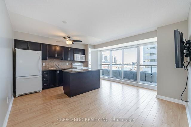 405 - 70 Town Centre Crt, Condo with 1 bedrooms, 1 bathrooms and 1 parking in Toronto ON | Image 2