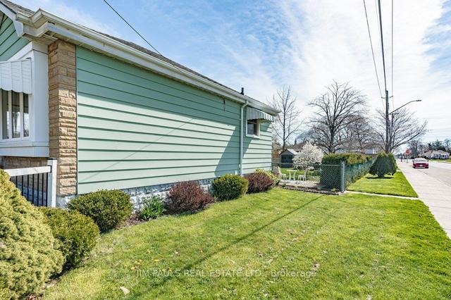 165 East 16th St, House detached with 2 bedrooms, 1 bathrooms and 1 parking in Hamilton ON | Image 16