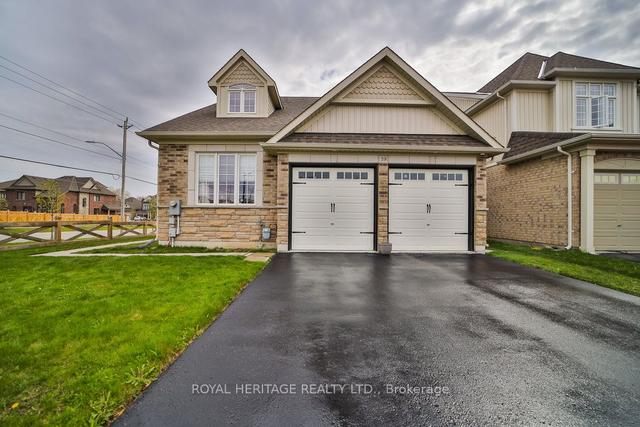 39 David Baker Crt, House detached with 2 bedrooms, 4 bathrooms and 6 parking in Clarington ON | Image 1