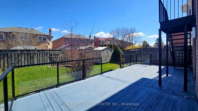 41 Springtown Tr N, House detached with 5 bedrooms, 6 bathrooms and 7 parking in Brampton ON | Image 30