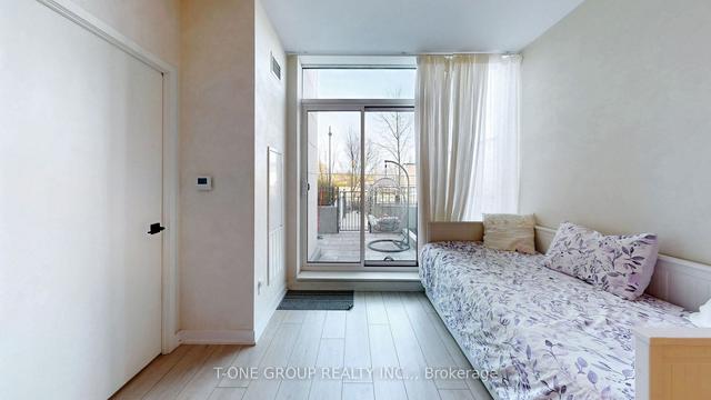 113 - 31 Tippett Rd, Condo with 2 bedrooms, 2 bathrooms and 2 parking in Toronto ON | Image 2