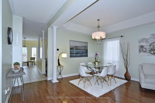 108 Littleside St, House detached with 4 bedrooms, 4 bathrooms and 6 parking in Richmond Hill ON | Image 2