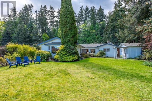 8028 Lantzville Rd, House detached with 4 bedrooms, 3 bathrooms and 4 parking in Lantzville BC | Image 74