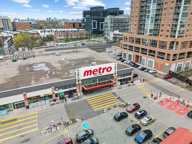 304 - 50 Ordnance St N, Condo with 2 bedrooms, 2 bathrooms and 1 parking in Toronto ON | Image 4