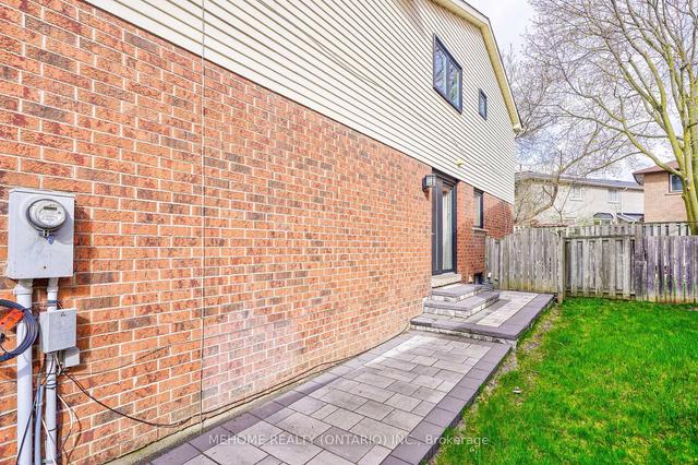 20 Bishop Cres, House detached with 4 bedrooms, 4 bathrooms and 6 parking in Markham ON | Image 31