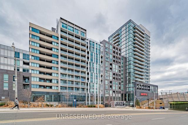 1102 - 20 Minowan Miikan Lane, Condo with 2 bedrooms, 2 bathrooms and 1 parking in Toronto ON | Image 1
