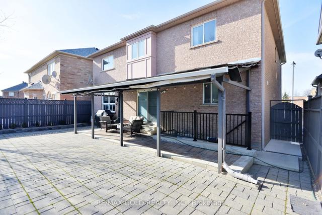 84 Edenbrook Hill Dr, House detached with 4 bedrooms, 4 bathrooms and 6 parking in Brampton ON | Image 27