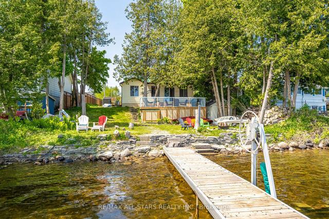 43 Bayview Rd, House detached with 4 bedrooms, 1 bathrooms and 2 parking in Kawartha Lakes ON | Image 1