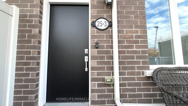 3 - 25 Heron Park Pl, Townhouse with 3 bedrooms, 3 bathrooms and 1 parking in Toronto ON | Image 12