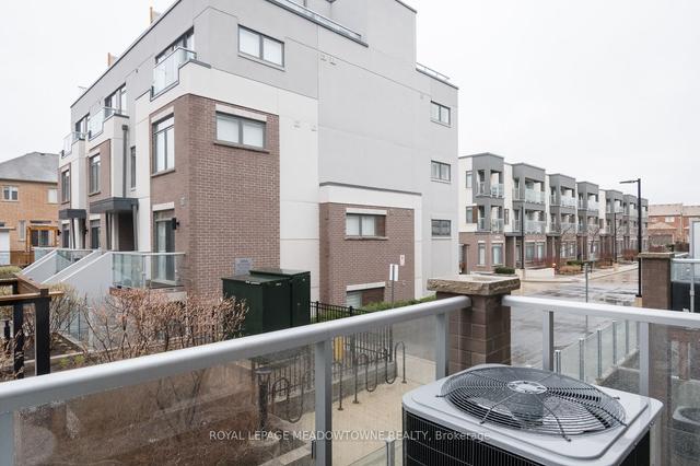204 - 3058 Sixth Line, Townhouse with 2 bedrooms, 2 bathrooms and 1 parking in Oakville ON | Image 30