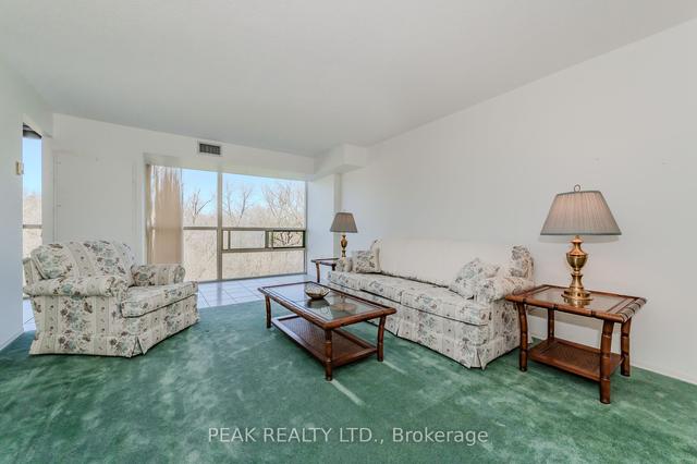 306 - 55 Blue Springs Dr, Condo with 2 bedrooms, 2 bathrooms and 1 parking in Waterloo ON | Image 2