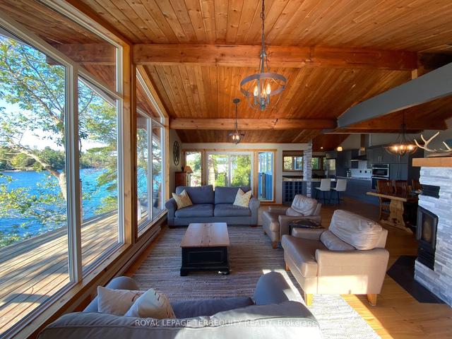 2179 Harrison Tr, House detached with 5 bedrooms, 2 bathrooms and 7 parking in Georgian Bay ON | Image 4