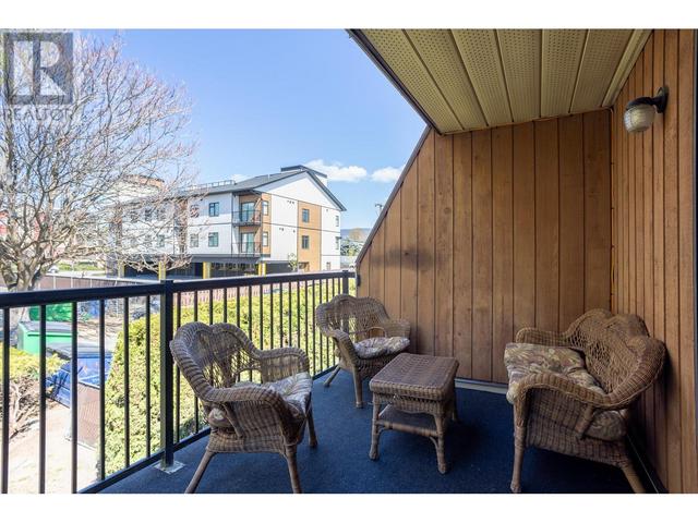202 - 290 Mills Road, House attached with 2 bedrooms, 1 bathrooms and 1 parking in Kelowna BC | Image 11
