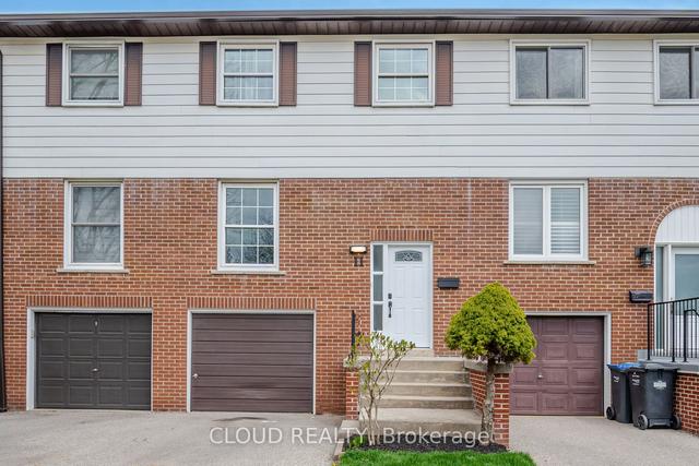 11 - 2445 Homelands Dr, Townhouse with 3 bedrooms, 2 bathrooms and 4 parking in Mississauga ON | Image 12