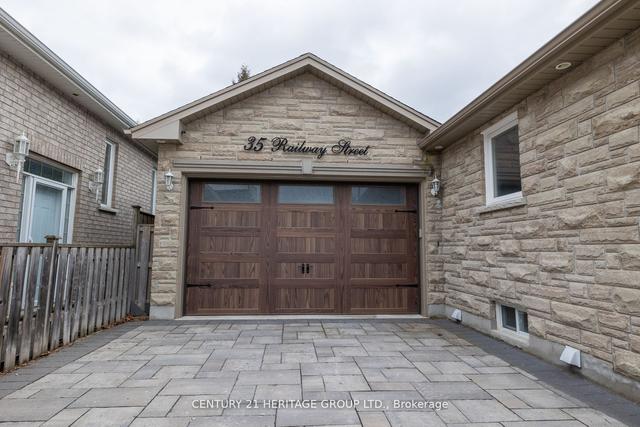 35 Railway St, House detached with 3 bedrooms, 2 bathrooms and 14 parking in Vaughan ON | Image 35