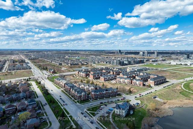 29 - 19 Hays Blvd, Townhouse with 2 bedrooms, 2 bathrooms and 2 parking in Oakville ON | Image 23