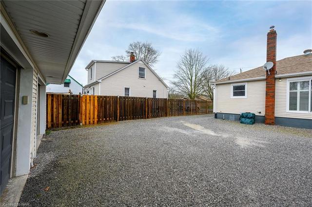 344 Linwell Road, House detached with 3 bedrooms, 2 bathrooms and 8 parking in St. Catharines ON | Image 31