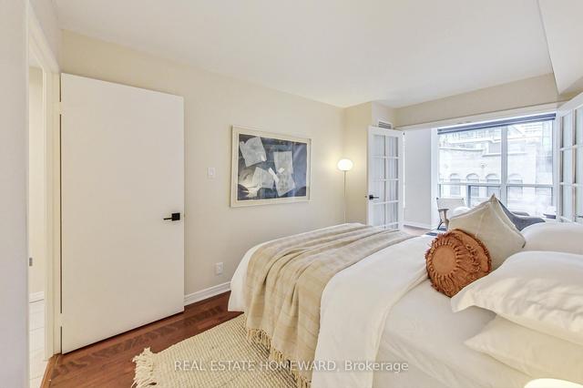 503 - 92 King St E, Condo with 1 bedrooms, 1 bathrooms and 1 parking in Toronto ON | Image 4