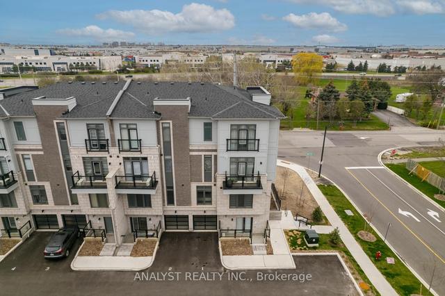 107 - 20 Halliford Pl, Townhouse with 2 bedrooms, 2 bathrooms and 2 parking in Brampton ON | Image 12